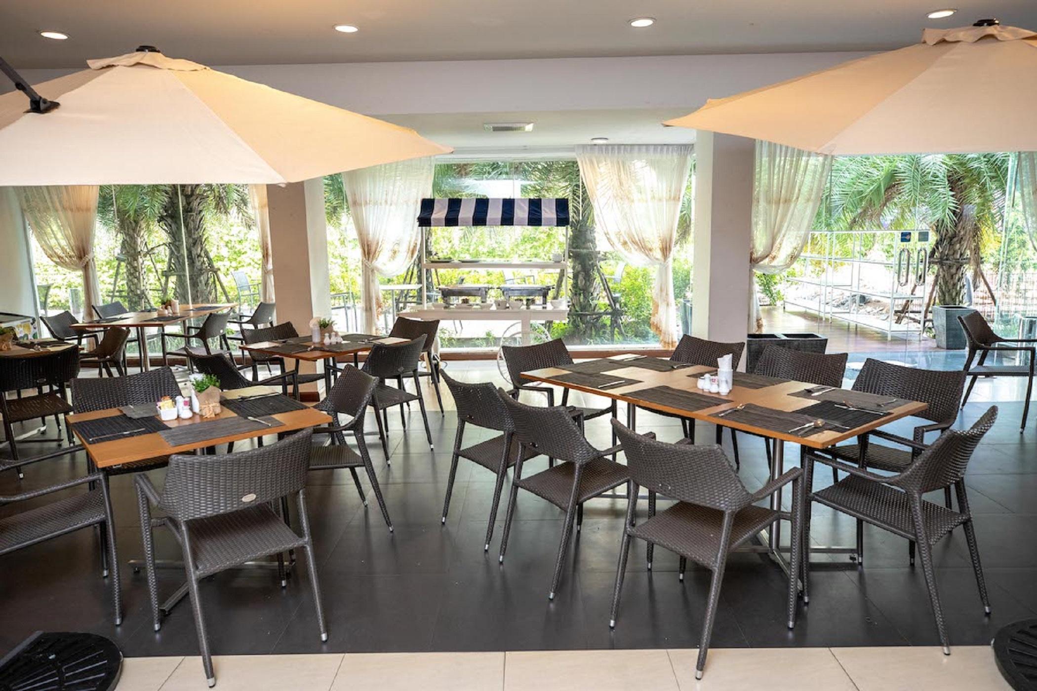 Baan Oliver Srinakarin Bangkok Exteriör bild