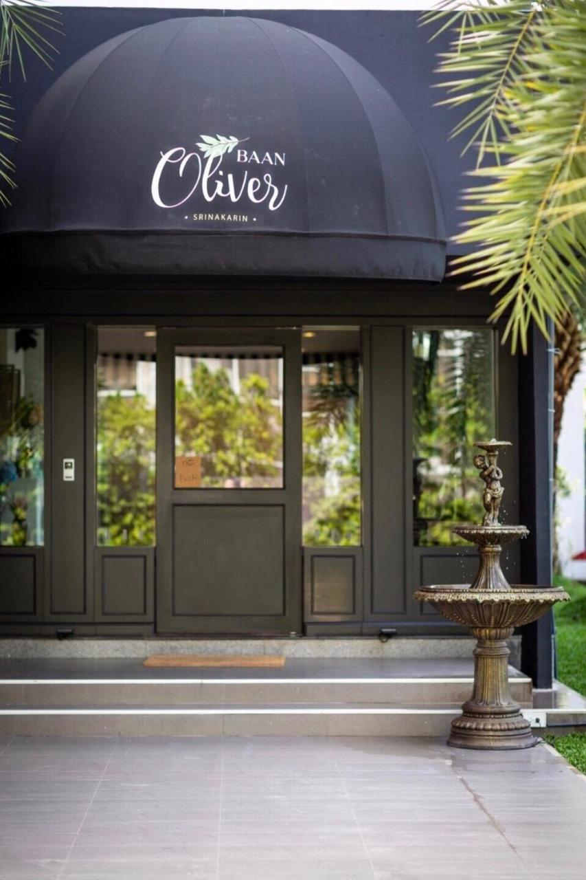 Baan Oliver Srinakarin Bangkok Exteriör bild